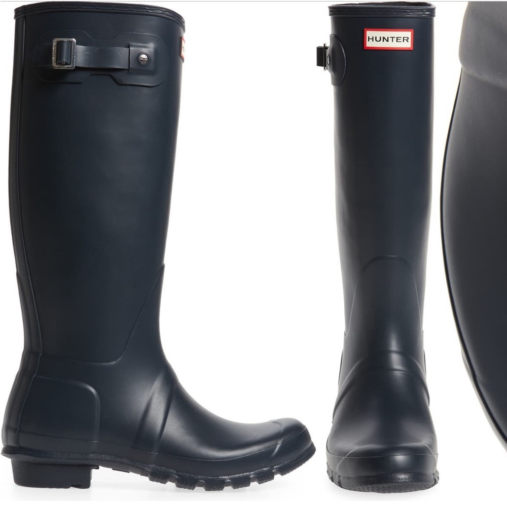 Navy hunter rain boots